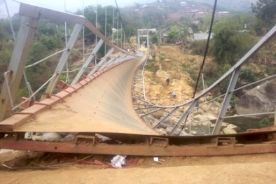 Vụ sập cầu treo Chu Va ở Lai Châu: Tháo toàn bộ cầu để kiểm tra