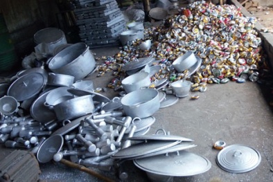 Nguy cơ nhiễm độc từ lò tái chế nhôm