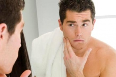 Bị thủy đậu vẫn quan hệ tình dục với vợ