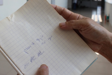 Kiểm sát viên vừa về hưu bị cắt cổ, gân chân