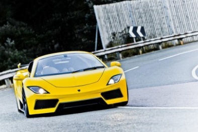 Arash AF8 - Siêu xe mới của Xứ sở sương mù