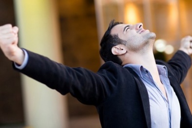 Người thành công sẽ 'ôm hôn' thử thách