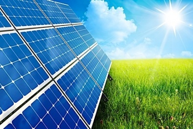 Thu hồi tấm lợp pin năng lượng mặt trời gây hỏa hoạn 