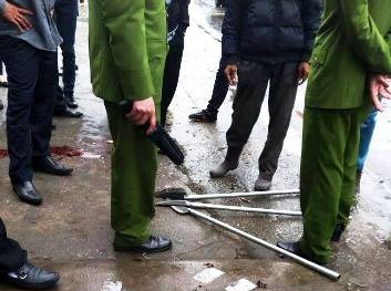 Sự thật vụ hỗn chiến ở Quảng Ninh : Chỉ là tranh giành lãnh địa hớt xỉ thải