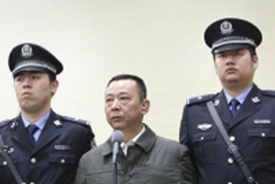 424 Cảnh sát điều tra tập đoàn tội phạm Mafia