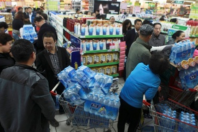 Trung Quốc hoảng loạn vì nguồn nước bị nhiễm độc nặng