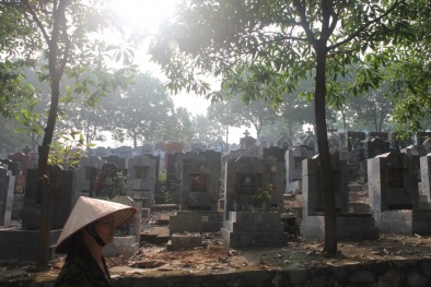 Phản đối lấy đất xây nghĩa trang: Bộ trưởng Bộ TN-MT nói gì?