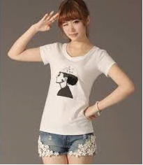 Biến tấu quần jeans cũ với vải ren