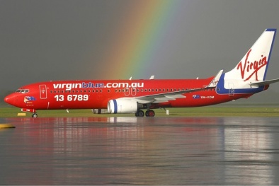 Hành khách say xỉn cướp máy bay