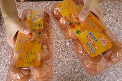 Vì sao trứng gà Omega đắt giá?