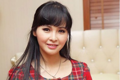 'Tôi chưa từng mặc váy cô dâu dù đã có chồng'