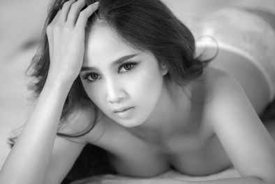 Giải đồng Siêu mẫu bán nude táo bạo 