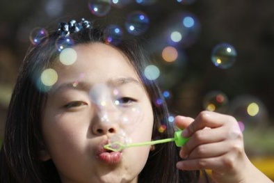 Bong bóng xà phòng gây độc hại cho trẻ