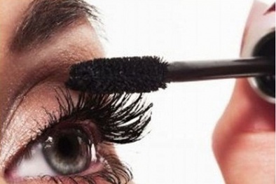 Cảnh giác Mascara giả tràn ngập thị trường