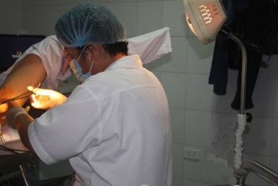 Lạnh sống lưng với những ca tự phá thai của chị em