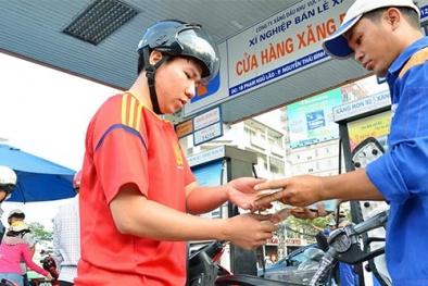 Vì sao bất ngờ điều chuyển Bộ Công thương quản lý giá xăng dầu?