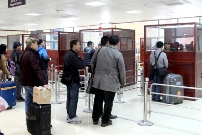 Nhập cảnh 700 USD, Việt Nam còn làm hơn thế