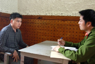 Bắt giam 2 người liên quan vụ sập cầu treo Chu Va 