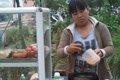 Quản lý an toàn thực phẩm: Trước giờ G, hàng quán vỉa hè nhất loạt “không biết”