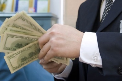 Bắt Giám đốc doanh nghiệp vì hối lộ phóng viên