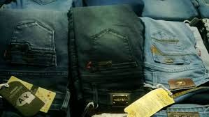 Phát hiện hàng ngàn quần jean chứa chất gây ung thư