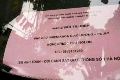 Xôn xao tấm biển trên ô tô xưng em CSGT 