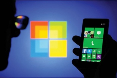 Vì sao Microsoft để Nokia sống?