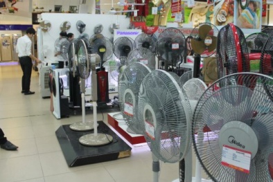 Nắng nóng 40 độ C - thị trường điện lạnh vẫn ảm đạm