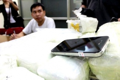 Phát hiện 2 kho linh kiện iPhone lậu trị giá cả tỉ đồng