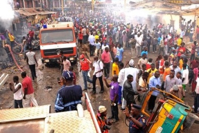 Đánh bom đẫm máu ở Nigeria - 118 người thiệt mạng