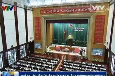 Quốc hội thảo luận Dự luật giao thông đường thủy nội địa