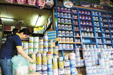 Dân buôn sữa méo mặt lo hàng tồn