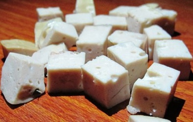 Giò chả phát sáng trong đêm: Đi tìm lời giải