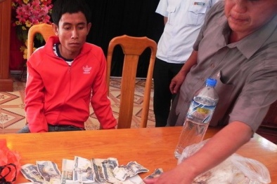 Bắt đối tượng vận chuyển 600 viên ma túy từ Lào về Việt Nam