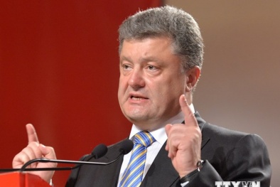 Tỷ phú Poroshenko chính thức đắc cử Tổng thống Ukraine