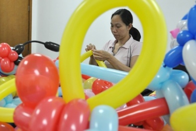 Thu tiền triệu mỗi ngày nhờ đổi nghề bán bóng bay