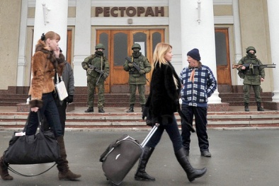 Tình hình Ukraine mới nhất: 4000 người tị nạn Ukraine bỏ chạy sang Nga
