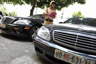 Đề nghị xử lý 28 xe biển ngoại giao không hợp lệ