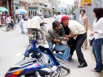  Thua cá độ bóng đá World Cup, ra đường cướp giật