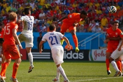 Kết quả tỉ số trận đấu Hà Lan – Chile World Cup 2014: 2-0