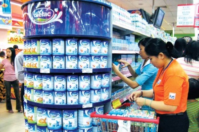 Còn nhiều bất cập khi áp trần giá sữa