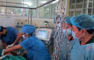 Tin mới nhất vụ trực thăng rơi ở Hà Nội: Có 10 phi công xuất sắc nhất 