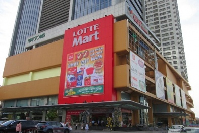 Vụ Lotte Mart bán hàng không nhãn tiếng Việt: Phóng viên bị xua đuổi, ép xóa hình