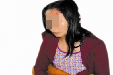 Vợ mang bầu 7 tháng bị gã chồng tàn độc dùng cuốc đánh