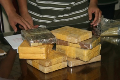 Cảnh sát điều tra tội phạm về ma túy bắt gần 8 tạ heroin