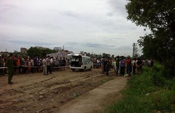 Hà Nội: : Điều tra cái chết của người đàn ông treo cổ trên cây đa