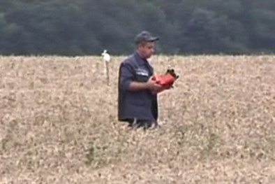 Vụ MH17: Phe ly khai tuyên bố sẽ giao hộp đen cho điều tra viên quốc tế