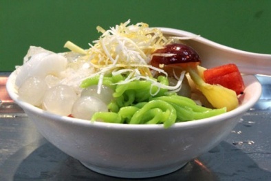 Cách làm chè thái sữa dừa giải nhiệt mùa hè