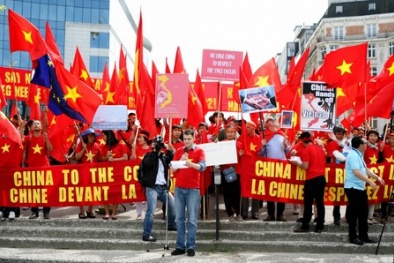 Tình hình Biển Đông ngày 22/7: Trung Quốc rút giàn khoan là nước cờ nguy hiểm