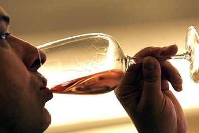 Cấm bán rượu bia sau 22 giờ: Gần 170 nước ủng hộ